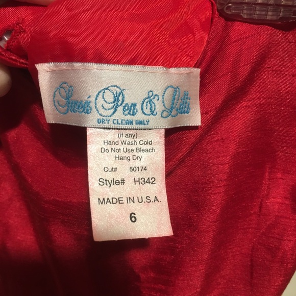 Swea pea and lilli formal dress - Picture 3 of 3